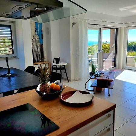 Malo Ferienvilla Privlaka, Pool, Boje, Wi-Fi, Wallbox 普利拉卡 外观 照片